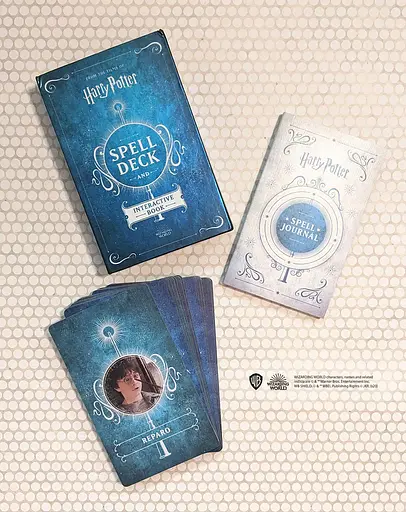 Harry Potter: Spell Deck and Interactive Book of Magic - фото 2