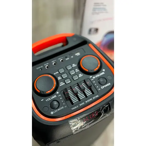 Портативная беспроводная колонка NDR-1095 8 дюймов 6000Вт - фото 4