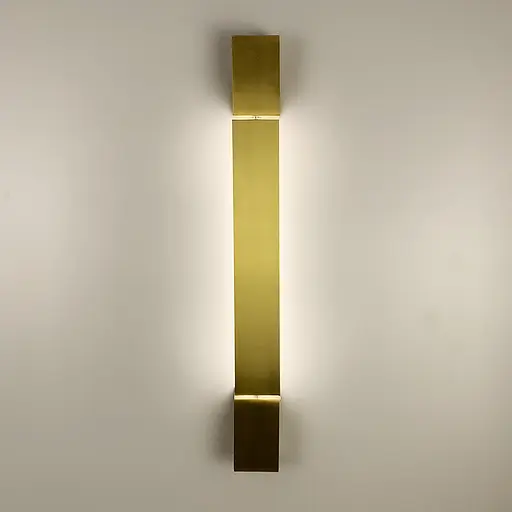 Сучасні лінійні бра в латунному кольорі Line F довжина 49 см Арт. WB1/490 AB - фото 6