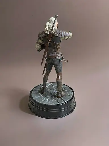 Сувенирная фигурка The Witcher: Wild Hunt, коллекционная фигурка по вселенной Ведьмак Геральд - фото 3