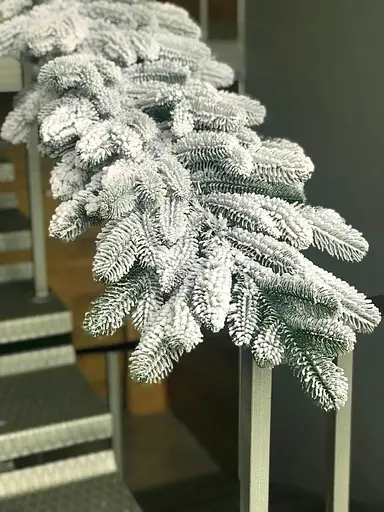 Гірлянда хвойна Hvoya Lux лита засніжена 2 м - фото 5