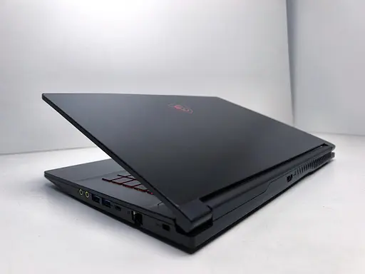 Ноутбук MSI 15.6" GF63 IPS 144HzCore i5-12450H 8ядер 16Gb SSD 512GB Nvidia RTX4050 6GB (11405) Б/в - фото 3