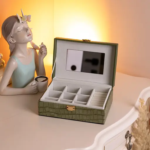 Скринька для прикрас з екошкіри 10 відділень із дзеркалом 20×14×8 см органайзер для прикрас Зелений Yiwu HP-5-19GR - фото 3