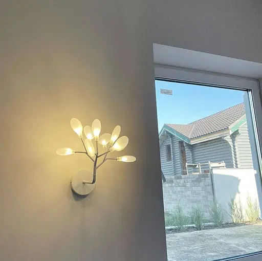 Флористический настенный светильник в белом корпусе Line F Арт. W686/9 WT - фото 2