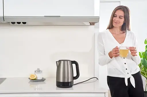 Электрочайник Black&Decker BXKE2201E - фото 6