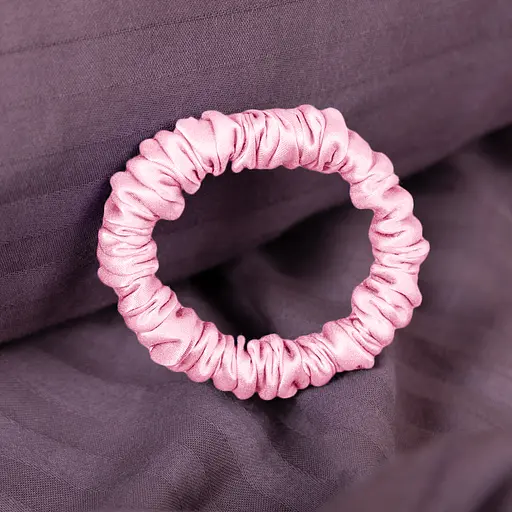 Шовкова резинка для волосся Чумацький Шлях підвищеної еластичності та міцності Розмір S в Подарунковій упаковці Рожева (1206-02) - фото 4