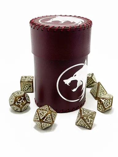 Настольная игра Планета Ігор Чаша для кубиков Волк (бургунди) (Dice cup Wolf burgundy) (pi-dc009) - фото 3
