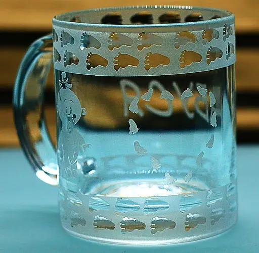 Подарункова скляна чашка для чаю кави 320 мл з піскоструминним гравіюванням написи Бабуся - фото 3