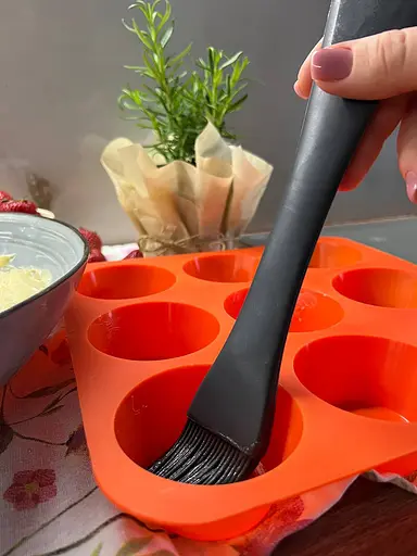 Форма силіконова на планшеті для випікання кексів та маффінів на 9 комірок 24.5х24.5х3.5 см, Profsil Помаранчевий 87151 - фото 7