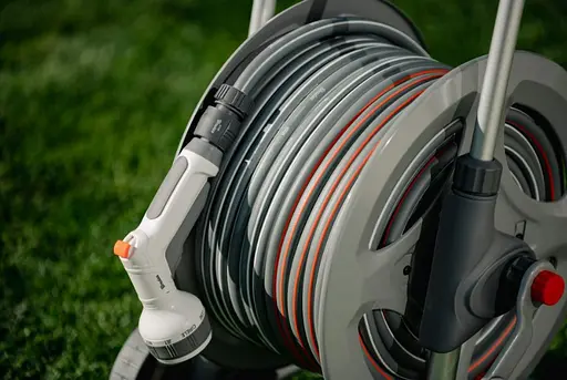 Металевий візок зі шлангом Bradas WHITE LINE 1/2" 20 м та аксесуарами комплект для поливу SILVER PRO SET (WL-AG33320SET1) - фото 3