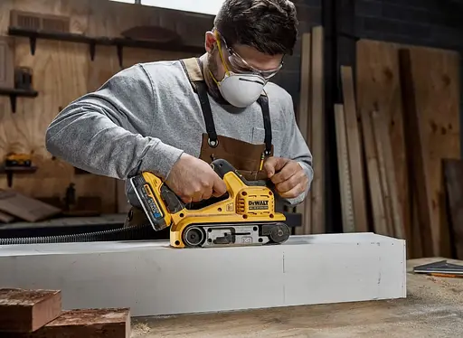 Ленточная аккумуляторная шлифмашина DeWalt без АКБ и ЗУ DCW220N - фото 10
