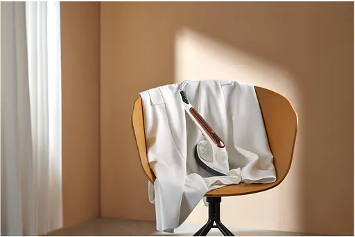 Sencor Отпариватель компактный, 1800Вт, 180мл, постоянный пар - 25гр, керамическая подошва, бело-коричневый - фото 9