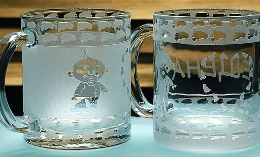 Парні чашки 320 мл для хрещеного та хрещеної з гравіюванням подарунок на хрестини подарункові кружки - фото 2