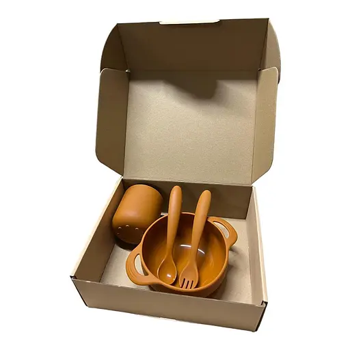 Набір силіконового посуду OldBro brown силіконова тарілка на присосці, кухоль та прилади, 4 предмети - фото 2