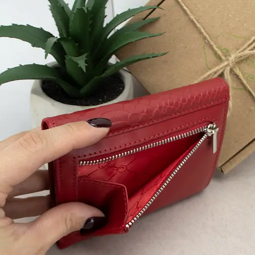 Гаманець жіночий шкіряний маленький Sabrina червоний пітон - фото 6