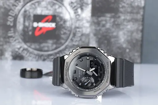 Годинник Casio G-Shock GM-2100BB-1AER - фото 4