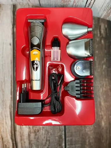 Мужской набор для стрижки и бритья Kemei KM-580A (7 в 1, на подставке) - фото 4