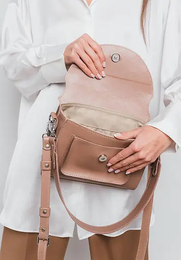 Женская кожаная сумка Liv карамель краст - фото 4