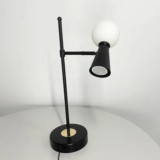 Чорна лампа з білим плафоном на два джерела світла | Арт. YG 8006-2T BK | Line F - фото 6