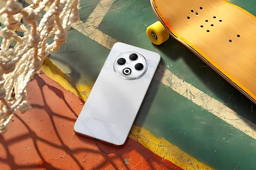 Смартфон Tecno Spark 30 KL6 678" 8/128ГБ 2SIM 5000мА/рік Astral Ice - фото 2