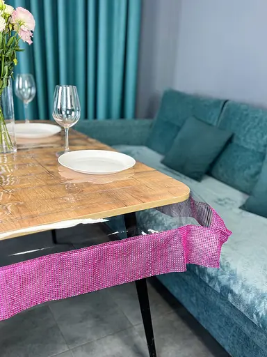 Скатертина силіконова з фіолетовою стразовою стрічкою 330х200 см - фото 4