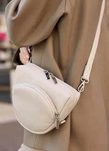 Женская кроссоди сумка бананка Sambag Sofi серая 20×18×5 см (88193030) - фото 4