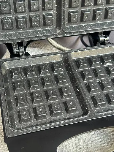 Электровафельница Edenberg EB-64406 с мраморным покрытием для толстых бельгийских вафель 1000Вт - фото 5