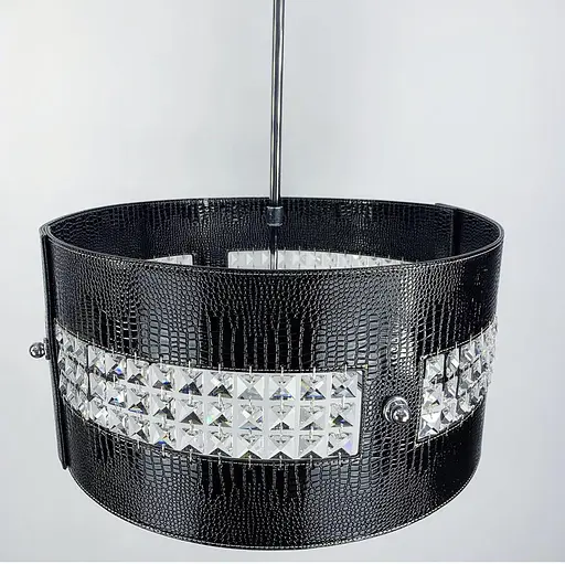 Современная модель из экокожи и хрустальными камешками Line.F S 005/4 BK - фото 1