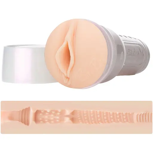 Реалистичный мастурбатор Fleshlight Riley Reid Utopia телесный