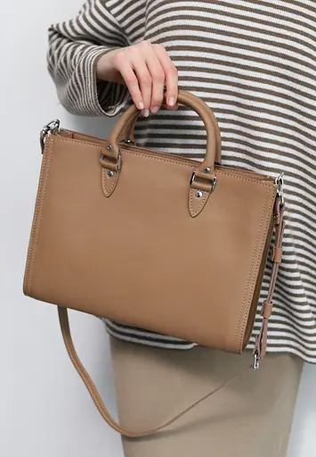 Женская кожаная сумка Fancy A4 карамель краст - фото 8