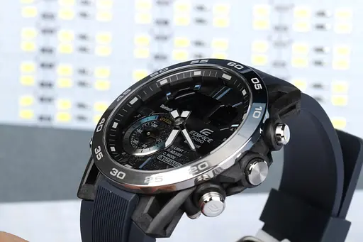 Годинник Casio Edifice Sospensione ECB-40YNP-1AJF - фото 4