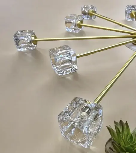 Світлодіодна люстра Нептун 8810-B (Золота) на 6+1 плафонів - фото 4