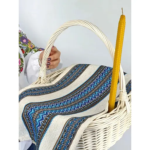 Комплект Пасхальная корзина Буковина (большая) с льняным полотенцем 70х30 см Рандеву синий и свечой