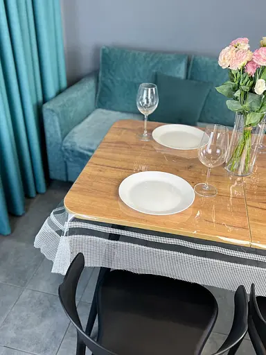 Скатертина силіконова з білою перлинною стрічкою подвійною 370х140 см - фото 5