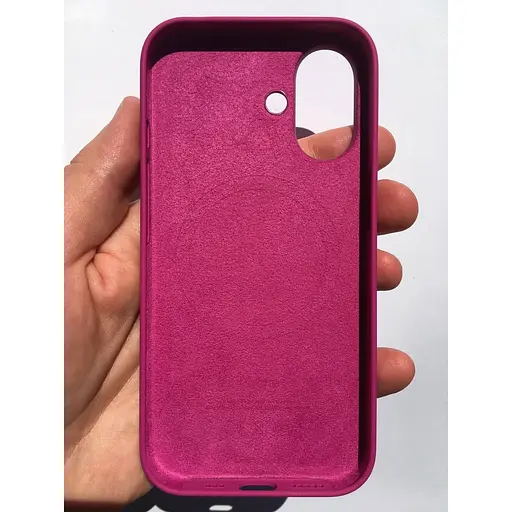 Оригинальный силиконовый чехол Apple Silicone Case MagSafe для iPhone 16 (6.1") Fuchsia MYY53ZM/A - фото 5