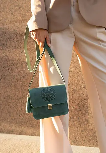 Шкіряна жіноча бохо-сумка Лілу зелена Crazy Horse - фото 2