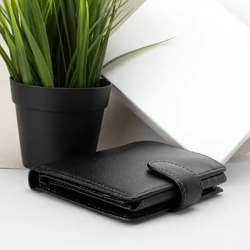 Кошелек мужской кожаный с карманом для прав 112-A черный на кнопке - фото 4