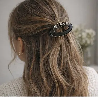 Заколка-крабик овальная 4 см со стразами Fashion пластиковая с пружинным зажимом Черный - фото 2