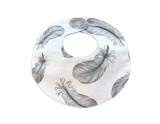 Непромокаемый слюнявчик Moontime "Перья" - фото 1