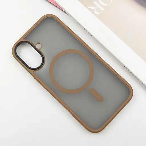 Чохол Epik TPU+PC Metal Buttons with MagSafe для Apple iPhone 16, 6.1 Золотий - фото 2