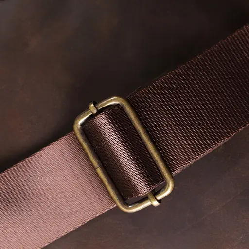 Чоловіча сумка через плече з натуральної шкіри вінтажної SHVIGEL 20х26х4,5 см sum0027434 - фото 10