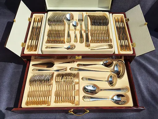 Набор столовых приборов Zillinger ZL-710G Yana на 12 персон в деревянном кейсе 72 предмета - фото 2