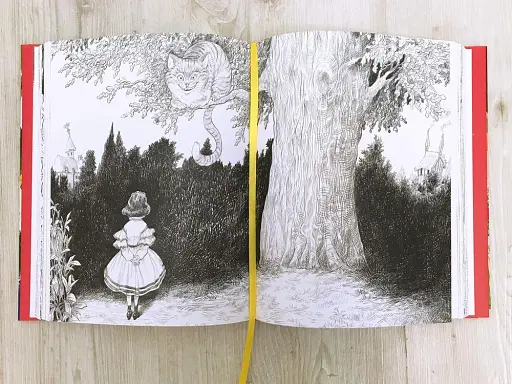 Alice's Adventures In Wonderland - фото 3