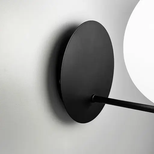 Бра у чорному корпусі з білим плафоном 15х24 см Line F Арт. B91274/1 BK - фото 3