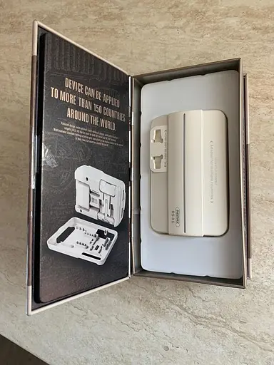 Переходник Remax на американскую + евро розетки Z4 3 в 1 - фото 5