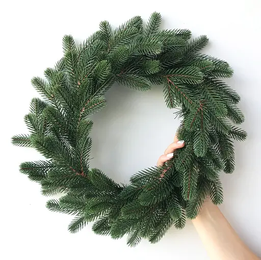 Венок новогодний рождественский Hvoya Traditional из литой хвои зеленый 50 см - фото 2