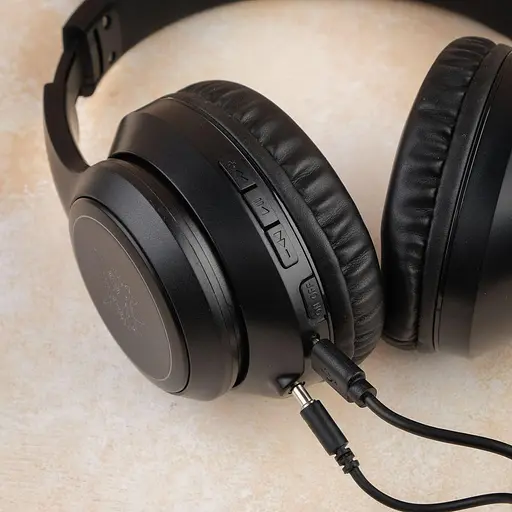 Накладні навушники Onikuma Bluetooth Gaming CAT with LED B90, 800mAh, BT5.0, AUX, 800mAh, 15h, black - фото 9