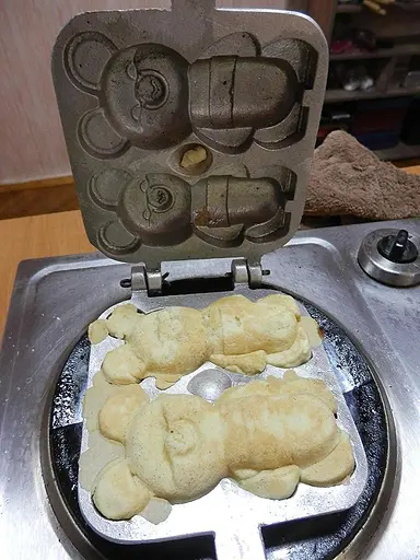 Форма для випічки м'якого пісочного печива "Ведмедики", Ласунка 81908 - фото 5