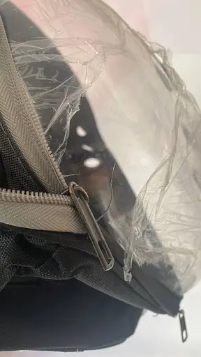 Рюкзак-переноска для тварин до 5 кг 42*23*37 см Чорний колір - фото 3