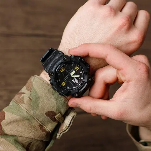 Мужские наручные часы Besta Symbol (Черные) - фото 4